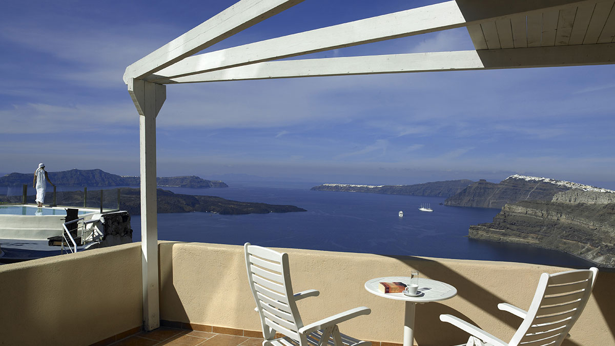 VIP 2 Bedroom Suite with outdoor jacuzzi 